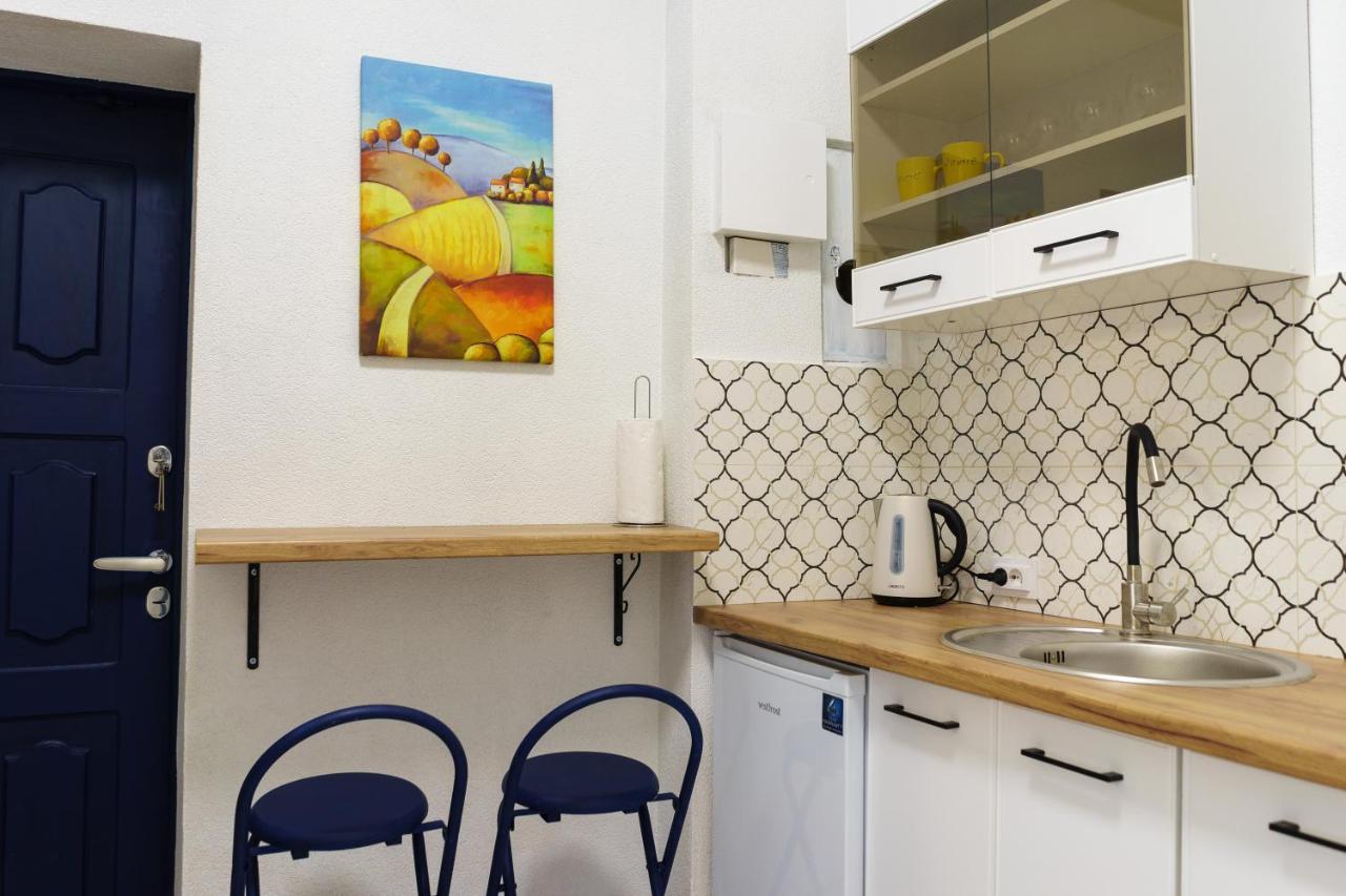 Charming Apartments In The Heart Of Lviv - Valova, Nasypna Str Экстерьер фото